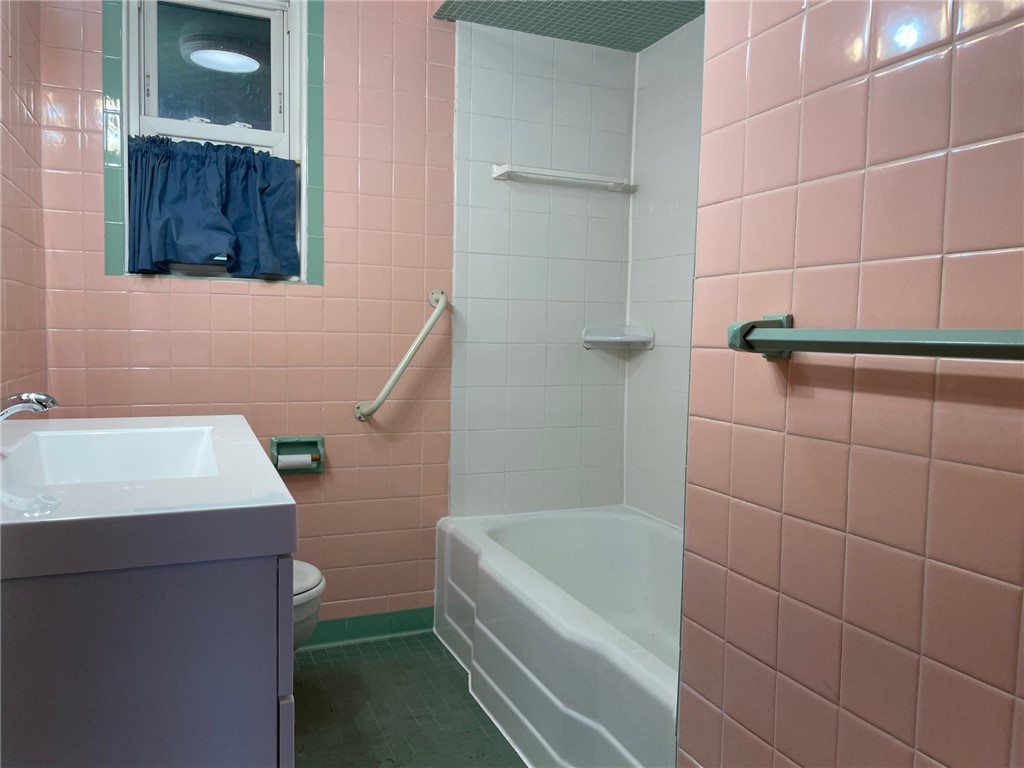 N Versailles, Pennsylvania 15137, United States, 3 Bedrooms Bedrooms, ,3 BathroomsBathrooms,Residential,Active,179965