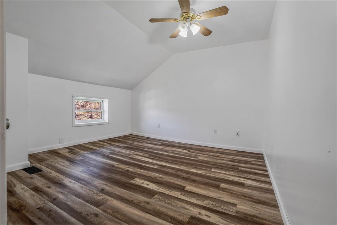 413 Cedar St St, Sutersville, Pennsylvania image 25