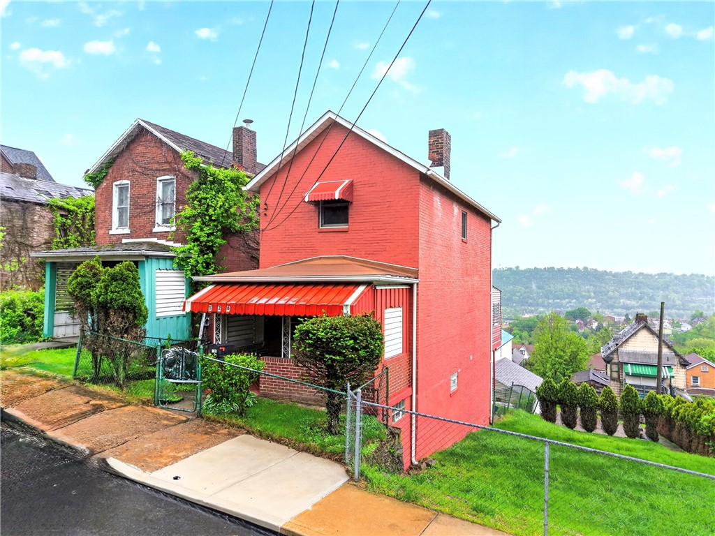 520 Stokes Ave