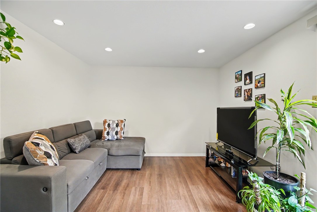 162 Linden Ct