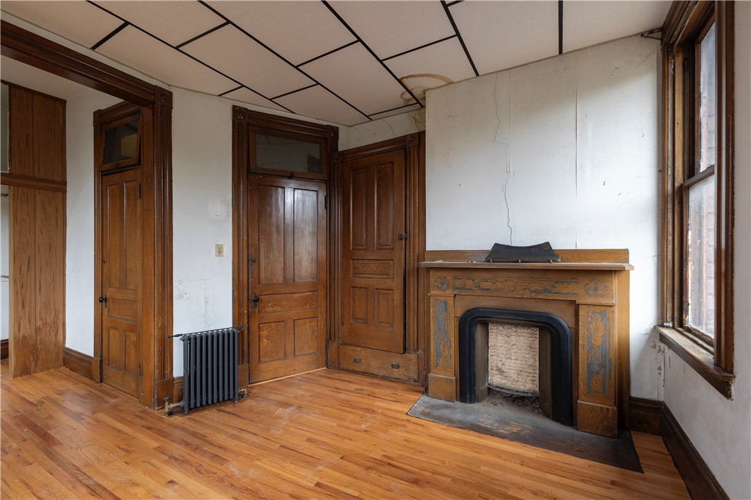 Perry Hilltop, Pennsylvania 15214, United States, 4 Bedrooms Bedrooms, ,2 BathroomsBathrooms,Residential,Contingent,108759