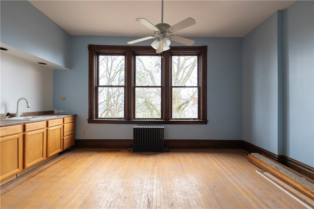 Perry Hilltop, Pennsylvania 15214, United States, 4 Bedrooms Bedrooms, ,2 BathroomsBathrooms,Residential,Contingent,108759