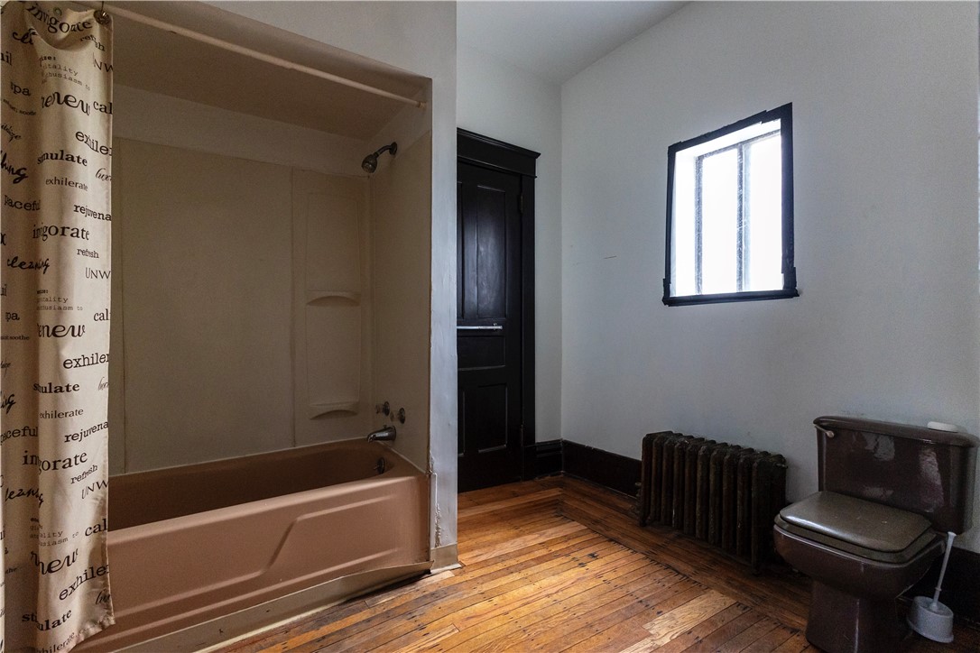 Perry Hilltop, Pennsylvania 15214, United States, 4 Bedrooms Bedrooms, ,2 BathroomsBathrooms,Residential,Contingent,108759