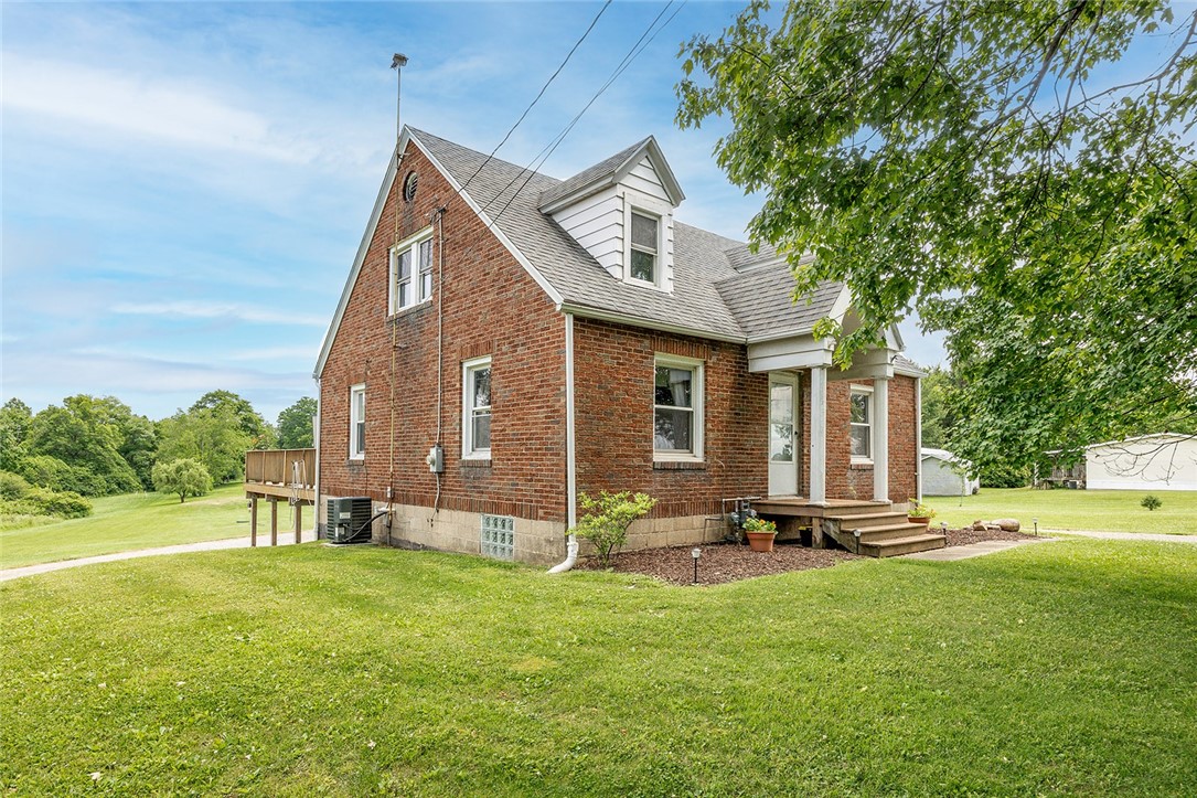 1761 Perry Hwy