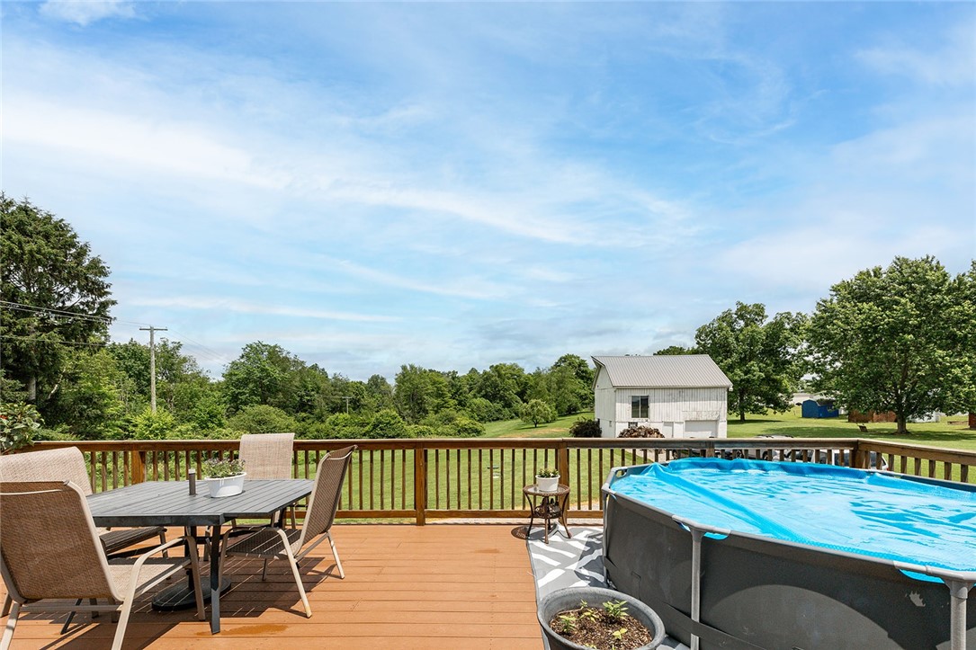 1761 Perry Hwy