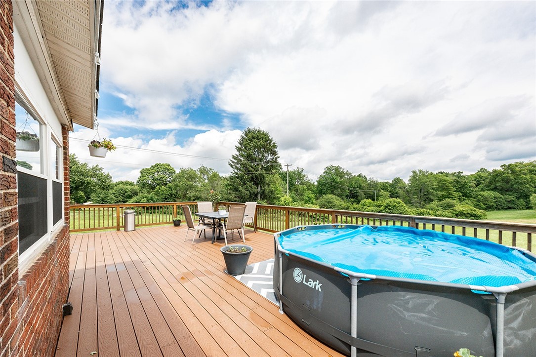1761 Perry Hwy