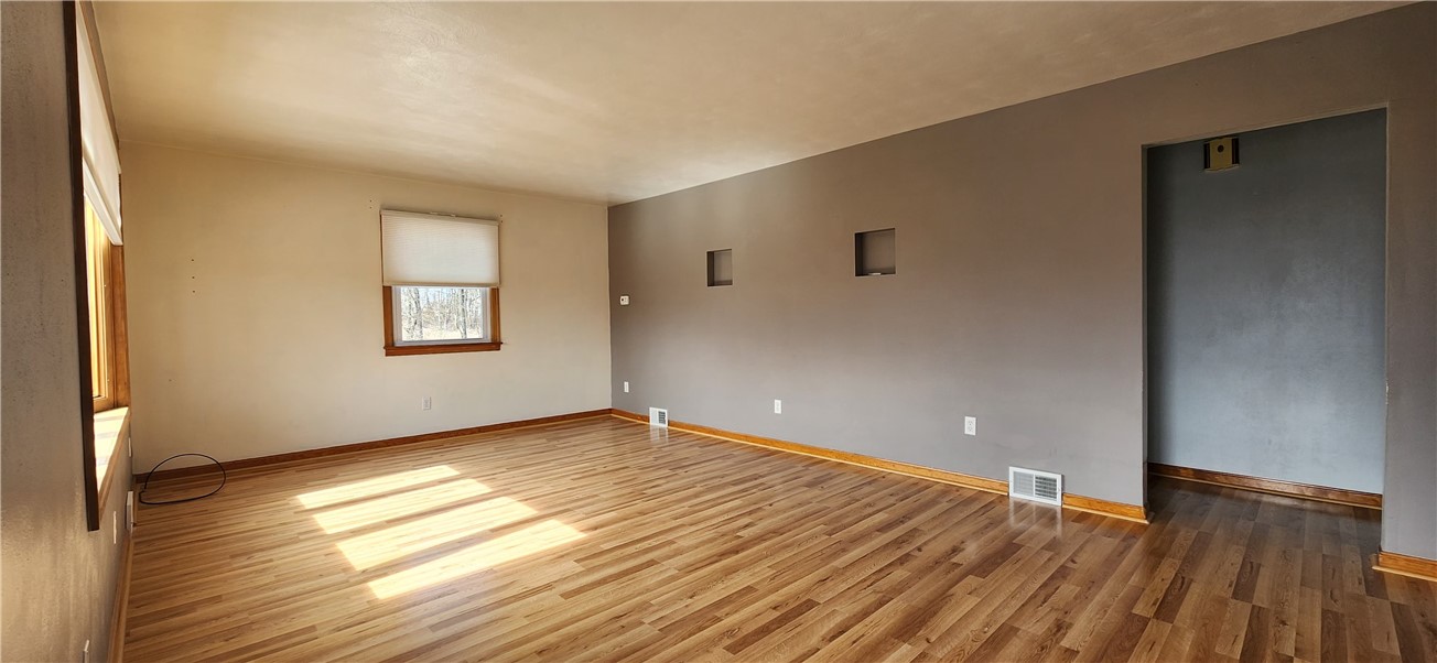 Hanover Twp - Wsh, Pennsylvania 15021, United States, 3 Bedrooms Bedrooms, ,1 BathroomBathrooms,Residential,Active,135609