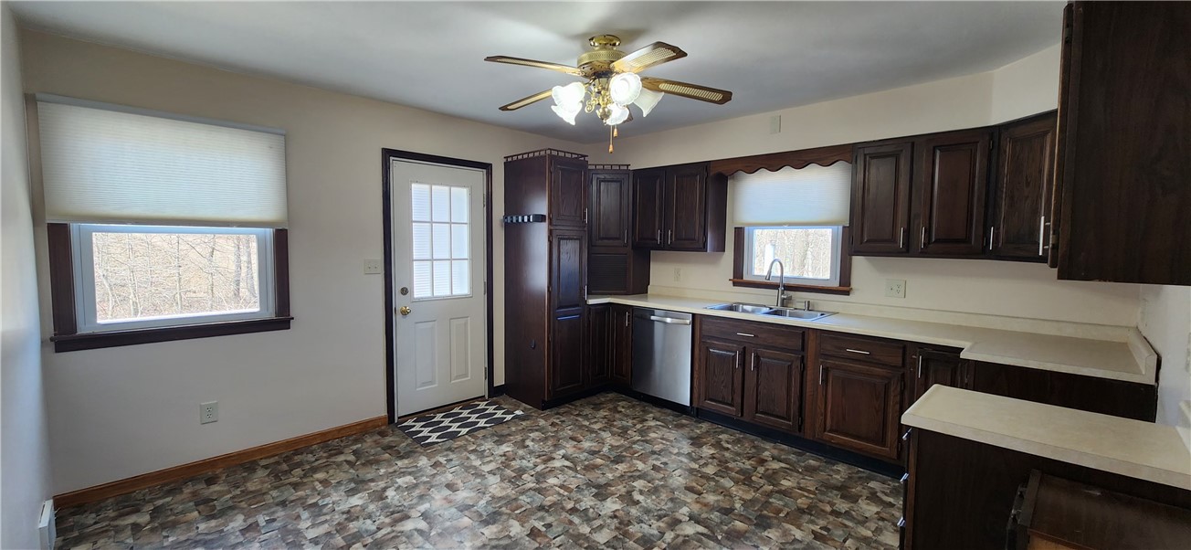 Hanover Twp - Wsh, Pennsylvania 15021, United States, 3 Bedrooms Bedrooms, ,1 BathroomBathrooms,Residential,Active,135609