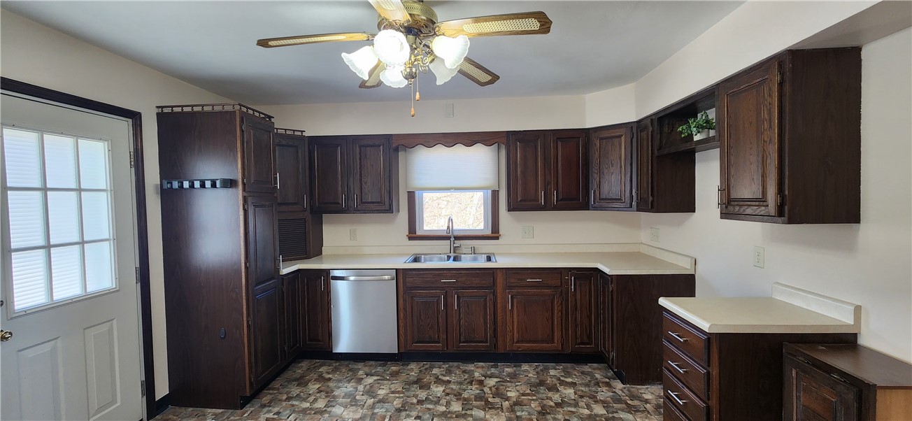 Hanover Twp - Wsh, Pennsylvania 15021, United States, 3 Bedrooms Bedrooms, ,1 BathroomBathrooms,Residential,Active,135609