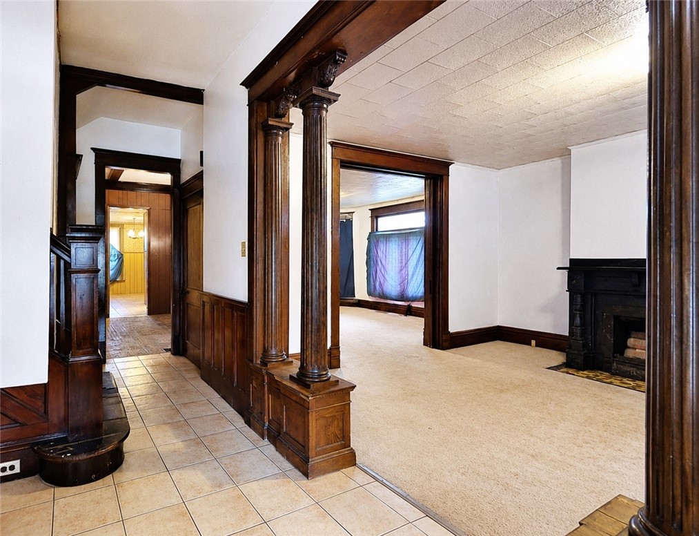 216 Fairview Ave