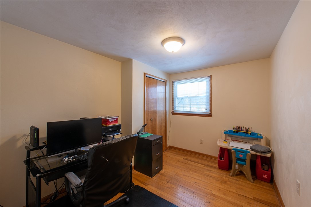 Allegheny Twp, Pennsylvania 15656, United States, 4 Bedrooms Bedrooms, ,3 BathroomsBathrooms,Residential,Active,256639