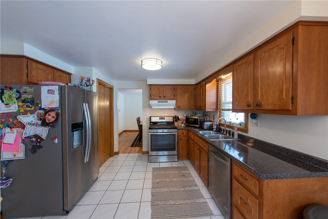 Allegheny Twp, Pennsylvania 15656, United States, 4 Bedrooms Bedrooms, ,3 BathroomsBathrooms,Residential,Active,256639