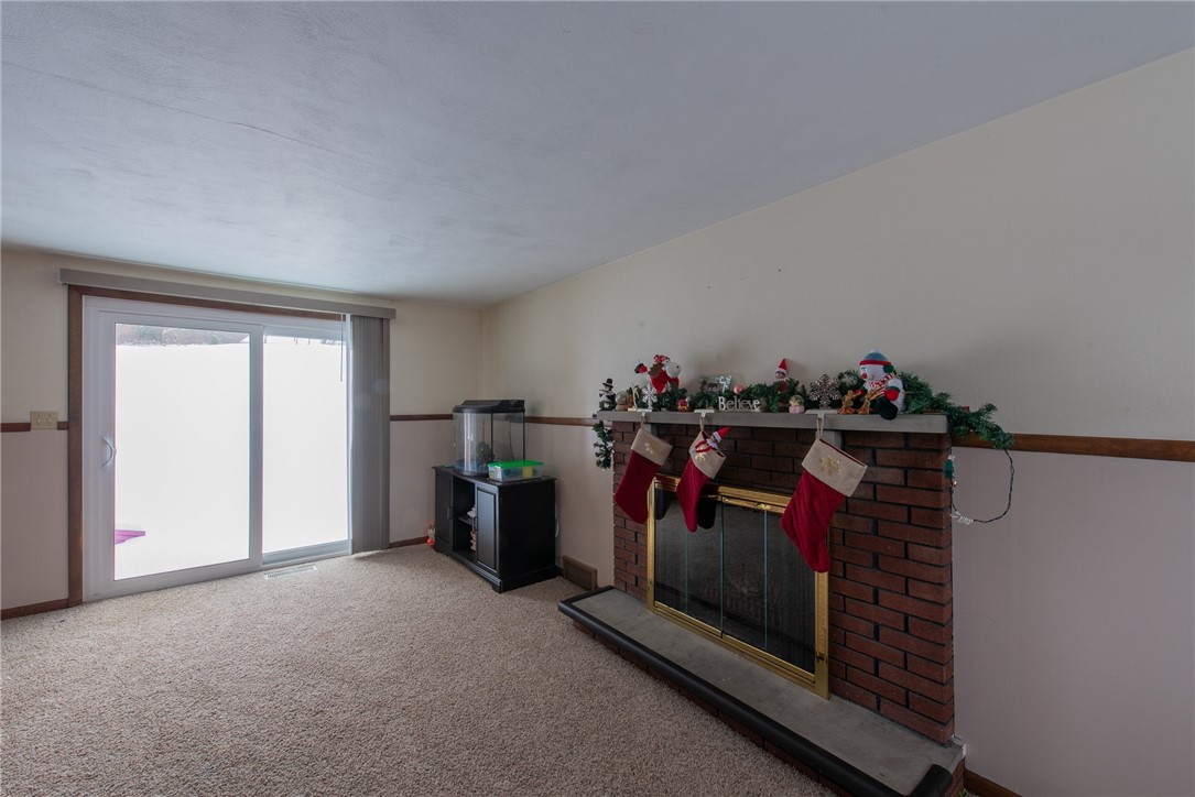 Allegheny Twp, Pennsylvania 15656, United States, 4 Bedrooms Bedrooms, ,3 BathroomsBathrooms,Residential,Active,256639