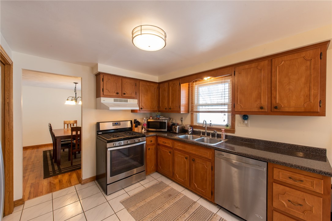 Allegheny Twp, Pennsylvania 15656, United States, 4 Bedrooms Bedrooms, ,3 BathroomsBathrooms,Residential,Active,256639