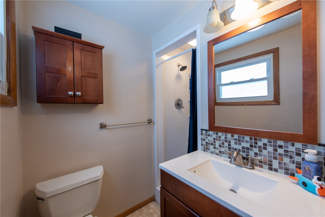 Allegheny Twp, Pennsylvania 15656, United States, 4 Bedrooms Bedrooms, ,3 BathroomsBathrooms,Residential,Active,256639