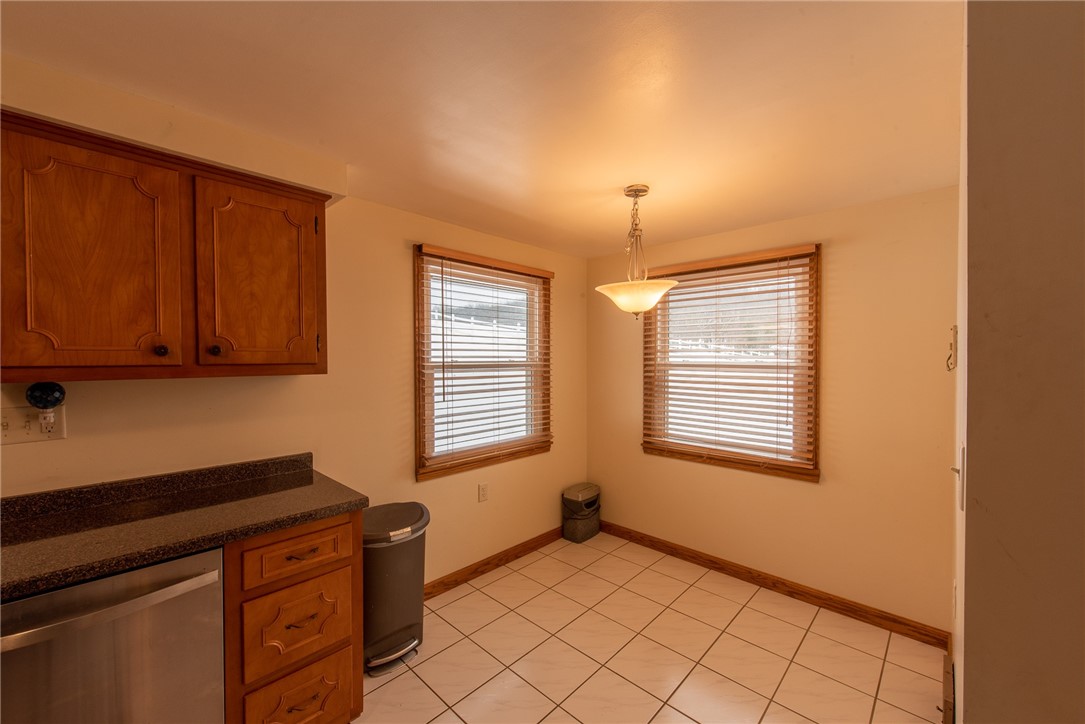 Allegheny Twp, Pennsylvania 15656, United States, 4 Bedrooms Bedrooms, ,3 BathroomsBathrooms,Residential,Active,256639