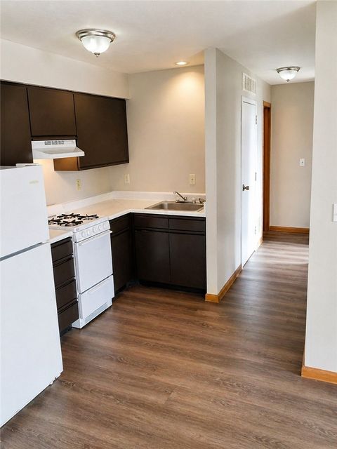 Photo of 233 Ridgeview Avenue #16, Pittsburgh, PA 15229 (MLS # 1751408)