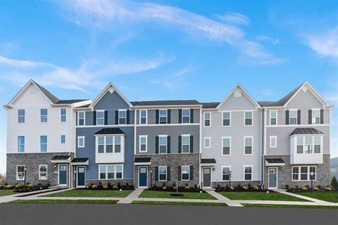 Photo of 1173 Olivia Dr, Oakdale, PA 15071 (MLS # 1733256)