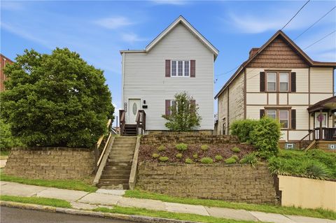 Photo of 432 Jefferson Ave, Pittsburgh, PA 15202 (MLS # 1752784)