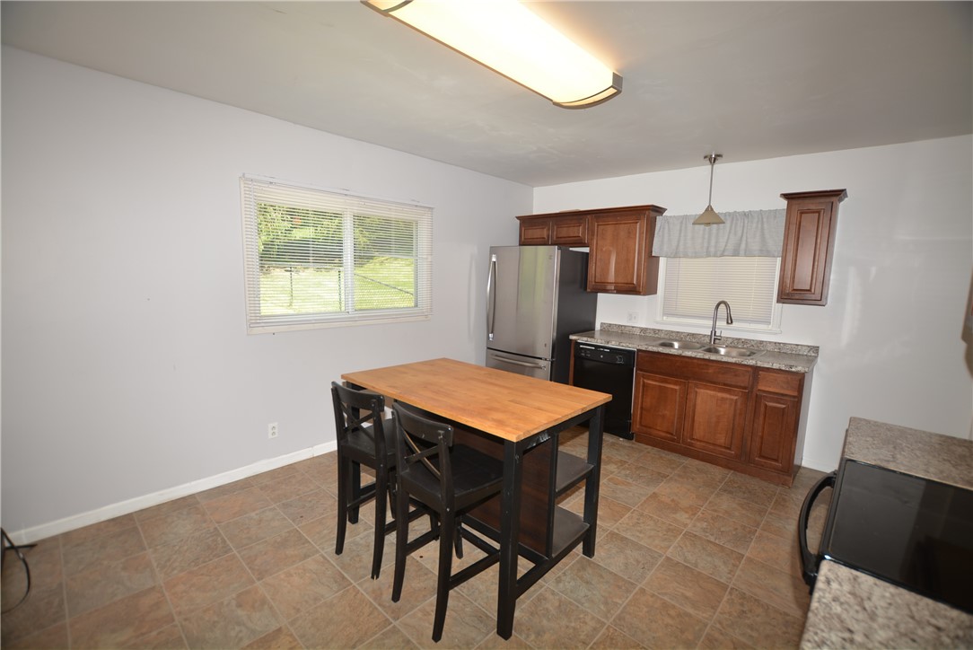 Robinson Twp - Nwa, Pennsylvania 15136, United States, 2 Bedrooms Bedrooms, ,1 BathroomBathrooms,Residential,Active,142595