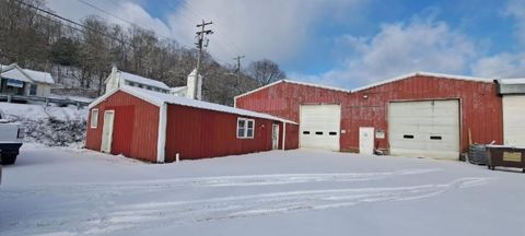 Photo of 250 Skyline Dr, Kersey, PA 15846 (MLS # 1737239)
