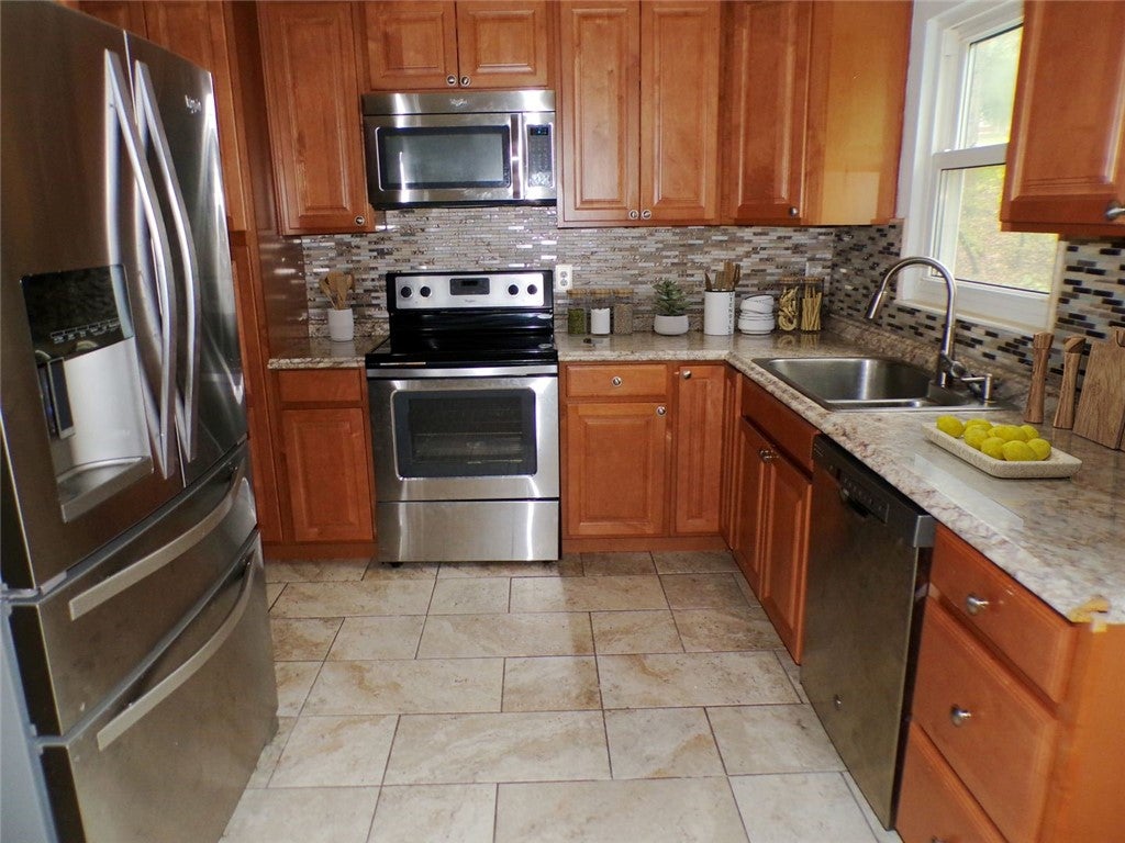 309 Larkwood Ct