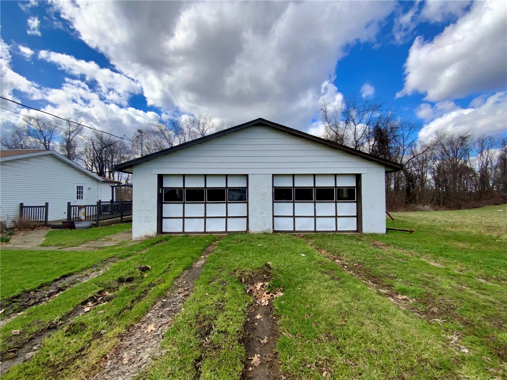 292 Tomlinson Run Church Rd