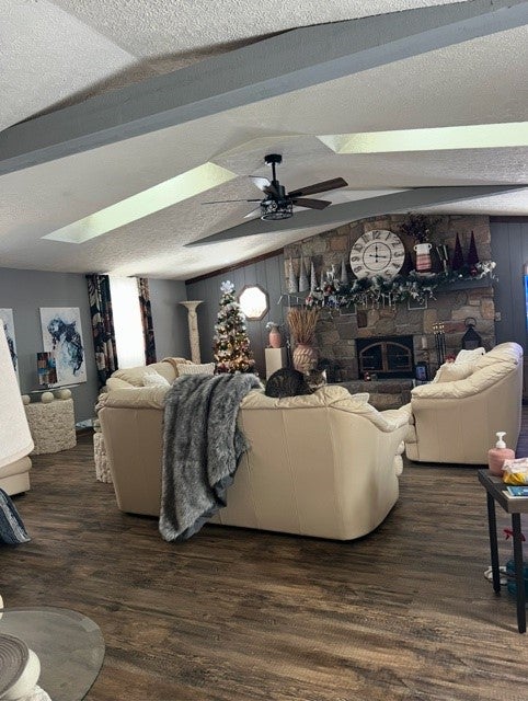 3458 Nearwood Dr