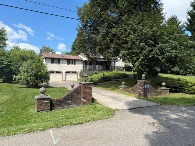 3458 Nearwood Dr