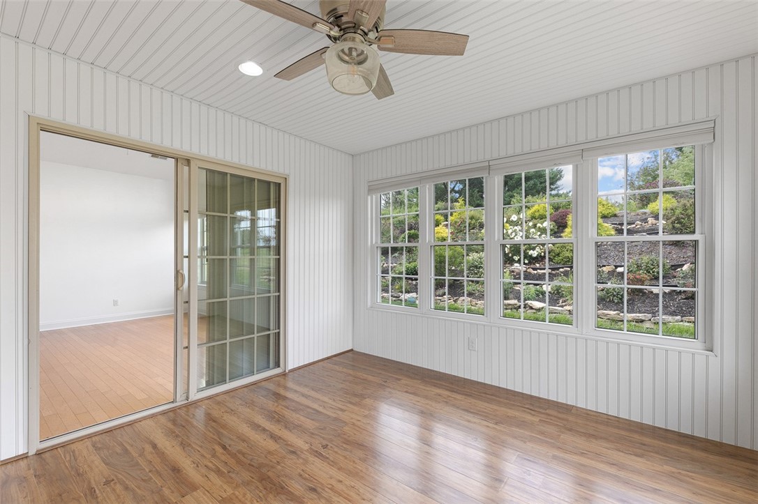 Murrysville, Pennsylvania 15626, United States, 2 Bedrooms Bedrooms, ,2 BathroomsBathrooms,Residential,Active,195498