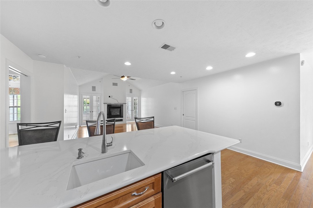 Murrysville, Pennsylvania 15626, United States, 2 Bedrooms Bedrooms, ,2 BathroomsBathrooms,Residential,Active,195498