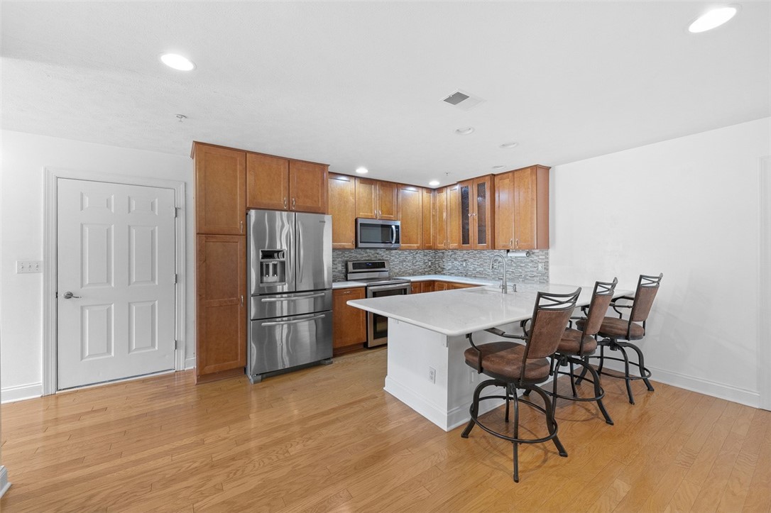 Murrysville, Pennsylvania 15626, United States, 2 Bedrooms Bedrooms, ,2 BathroomsBathrooms,Residential,Active,195498