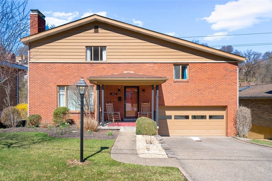 3924 Edge Road Rd, Brentwood, Pennsylvania image 1