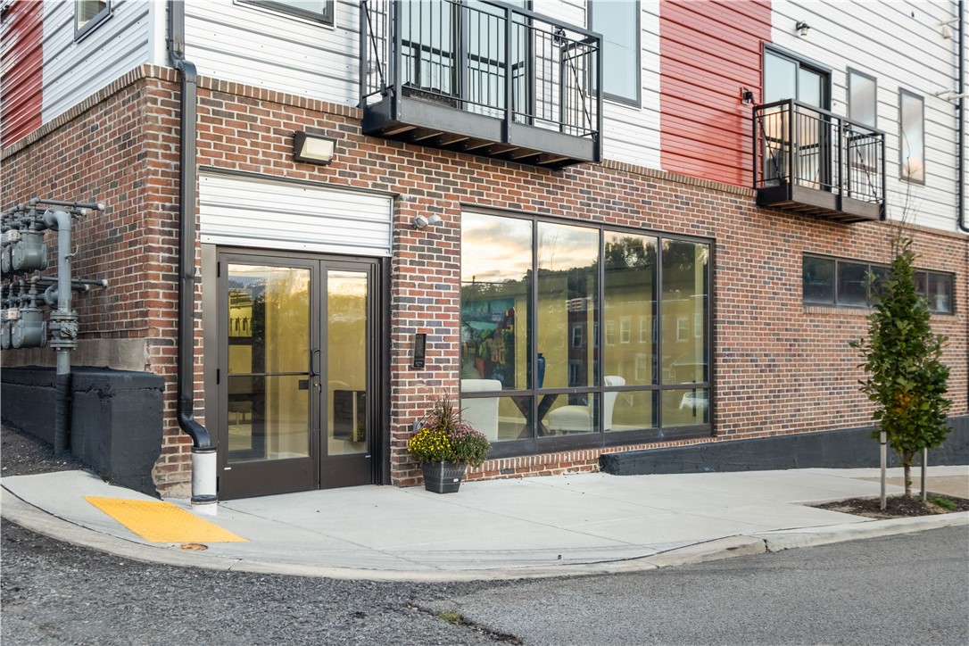 3809 Liberty Ave Ave #308, Lawrenceville, Pennsylvania image 1