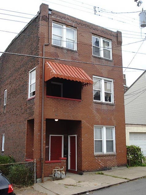Multifamily For Sale - 223 42nd St St<br/> Lawrenceville, PA 15201