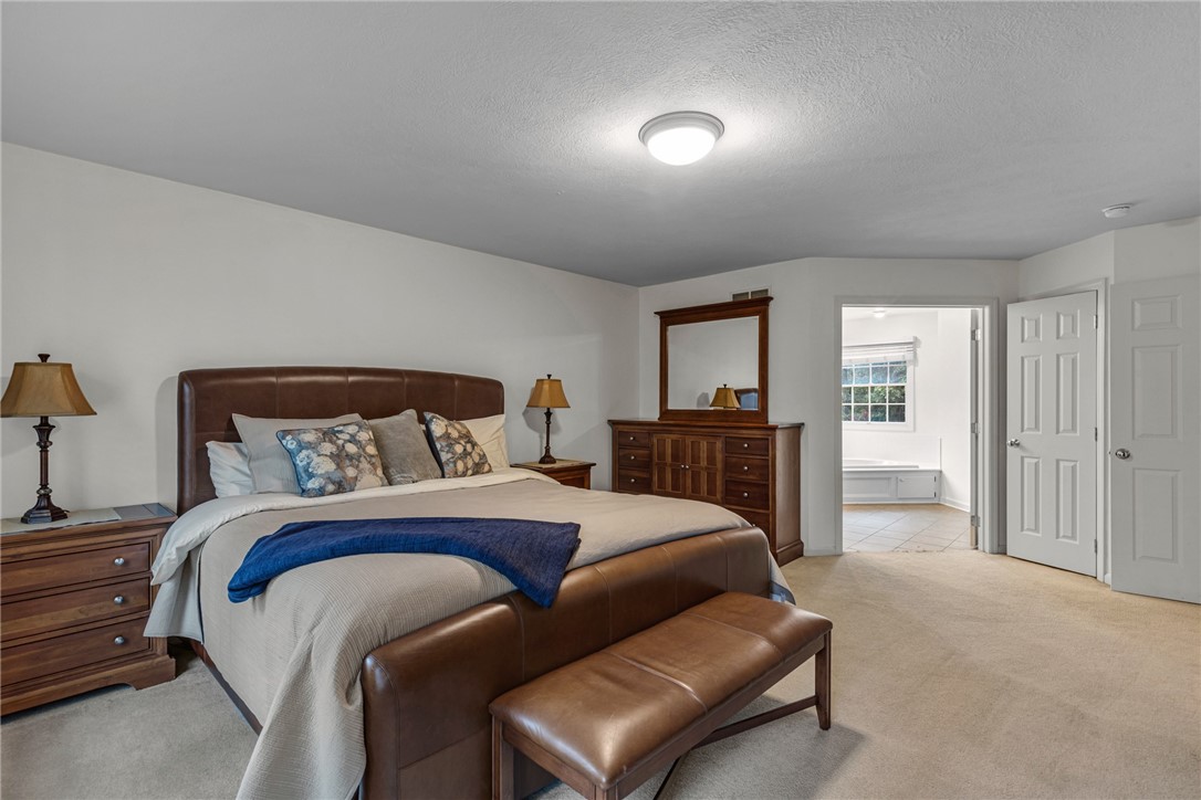 Ohio Twp, Pennsylvania 15237, United States, 4 Bedrooms Bedrooms, ,3 BathroomsBathrooms,Residential,Active,38741