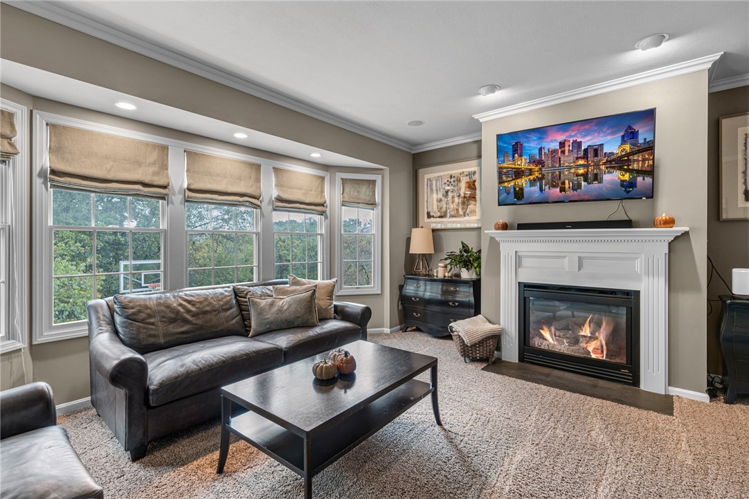 Ohio Twp, Pennsylvania 15237, United States, 4 Bedrooms Bedrooms, ,3 BathroomsBathrooms,Residential,Active,38741