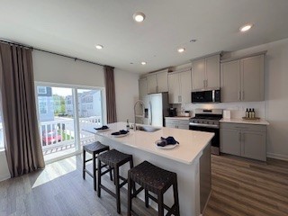403 N Harmon Court Model Home by DR HORTON