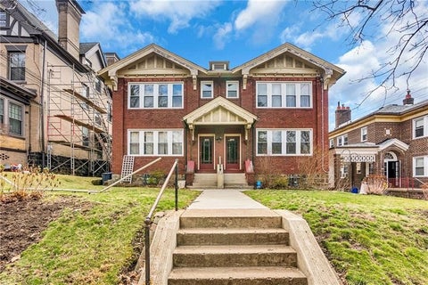 Photo of 5528 Beverly Pl #2, Pittsburgh, PA 15206 (MLS # 1759746)