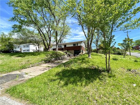 Homes For Sale - 317 Alpine Village Dr Dr<br/> Monroeville, PA 15146