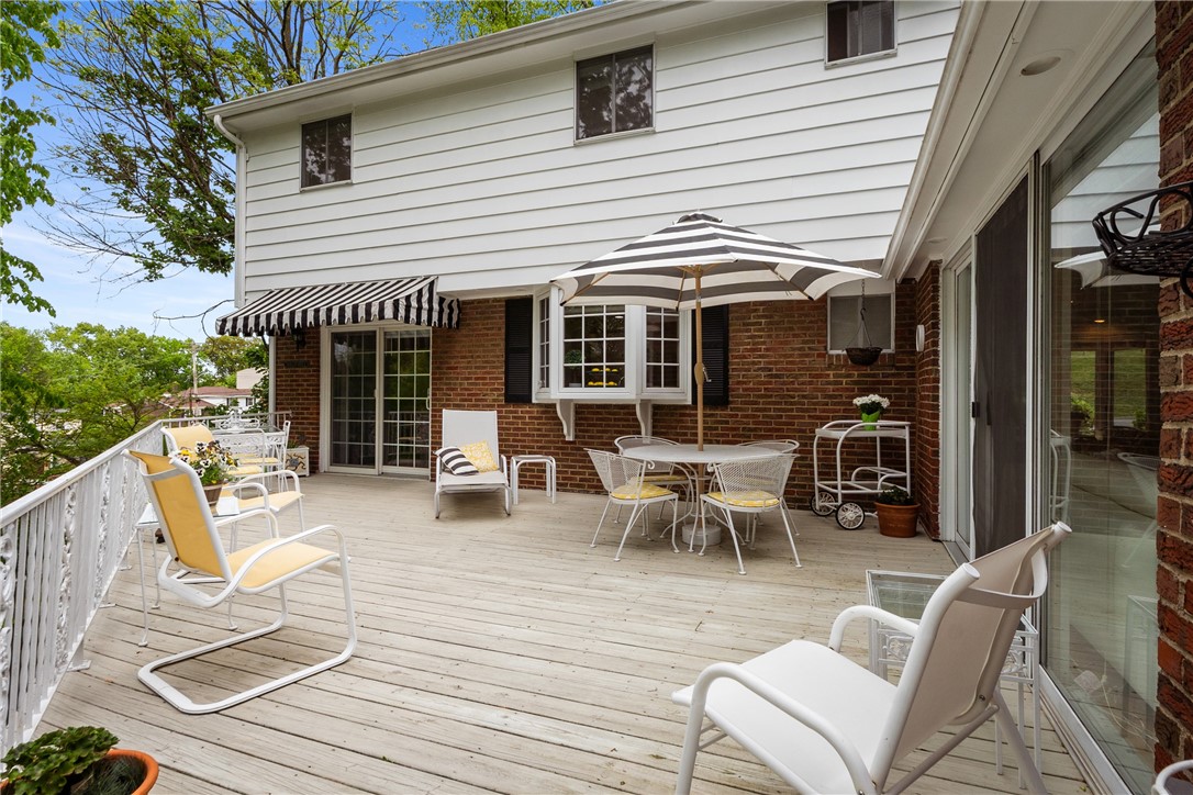 Scott Twp - Sal, Pennsylvania 15220, United States, 4 Bedrooms Bedrooms, ,2 BathroomsBathrooms,Residential,Contingent,129820