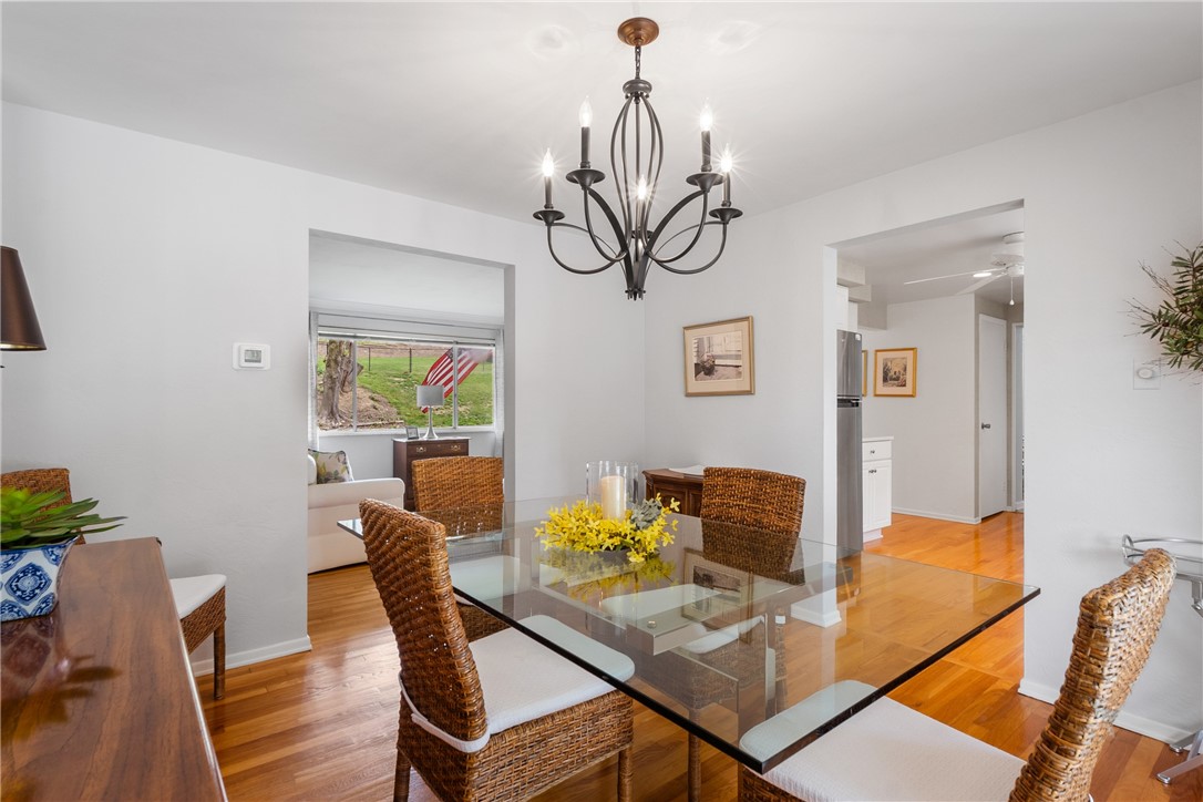 Scott Twp - Sal, Pennsylvania 15220, United States, 4 Bedrooms Bedrooms, ,2 BathroomsBathrooms,Residential,Contingent,129820