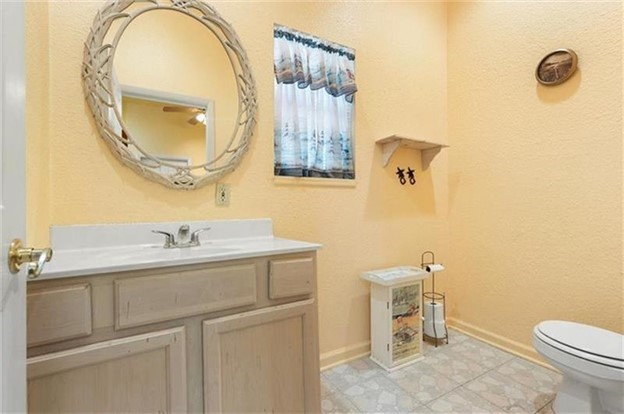 248 E Pike Street St, Houston, Pennsylvania image 16