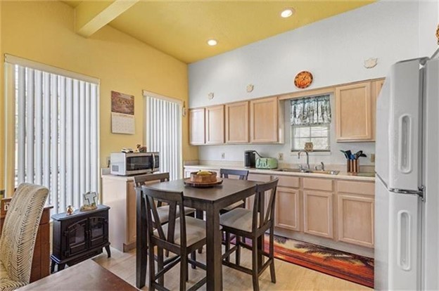 248 E Pike Street St, Houston, Pennsylvania image 6