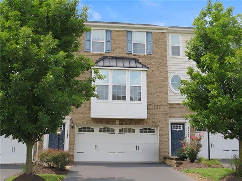 Townhouse For Sale - 1133 Bayberry Dr Dr<br/> North Strabane, PA 15317