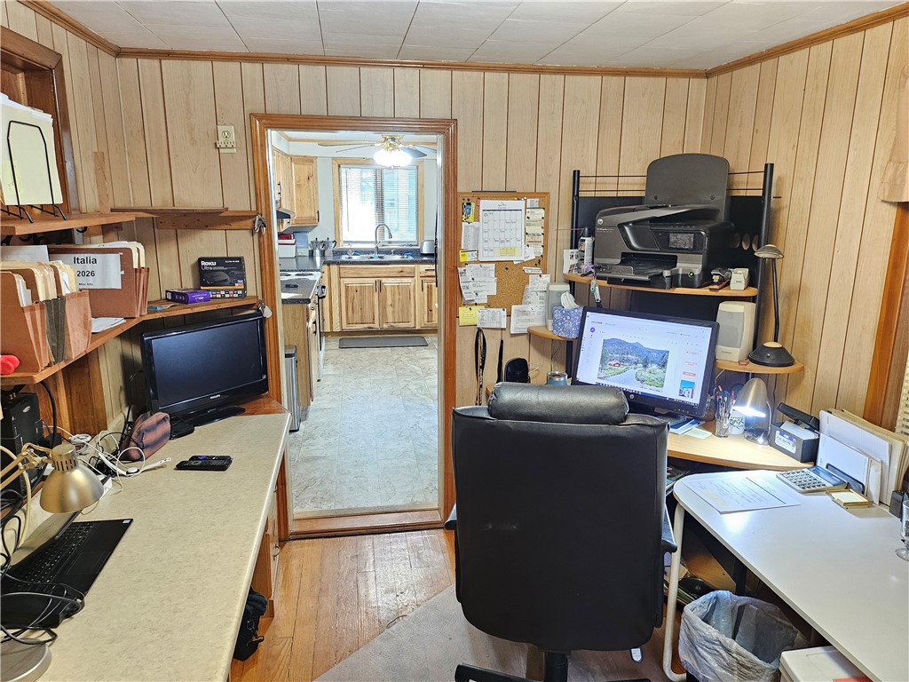 Slippery Rock Boro, Pennsylvania 16057, United States, 5 Bedrooms Bedrooms, ,2 BathroomsBathrooms,Residential,Active,150181