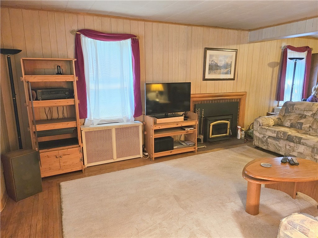 Slippery Rock Boro, Pennsylvania 16057, United States, 5 Bedrooms Bedrooms, ,2 BathroomsBathrooms,Residential,Active,150181