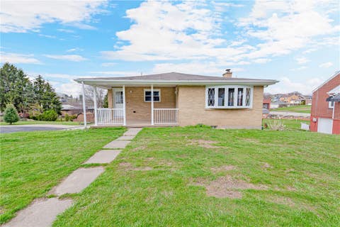 Photo for 110 N Thompson Ln