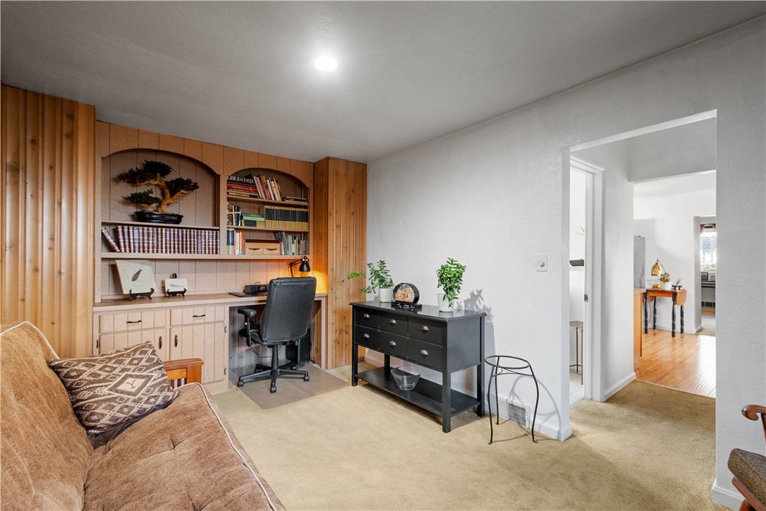 Canonsburg, Pennsylvania 15317, United States, 3 Bedrooms Bedrooms, ,2 BathroomsBathrooms,Residential,Active,245563