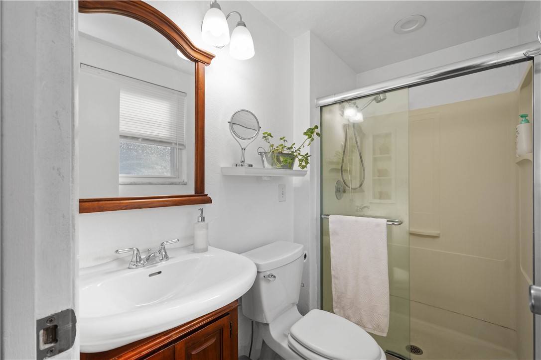 Canonsburg, Pennsylvania 15317, United States, 3 Bedrooms Bedrooms, ,2 BathroomsBathrooms,Residential,Active,245563